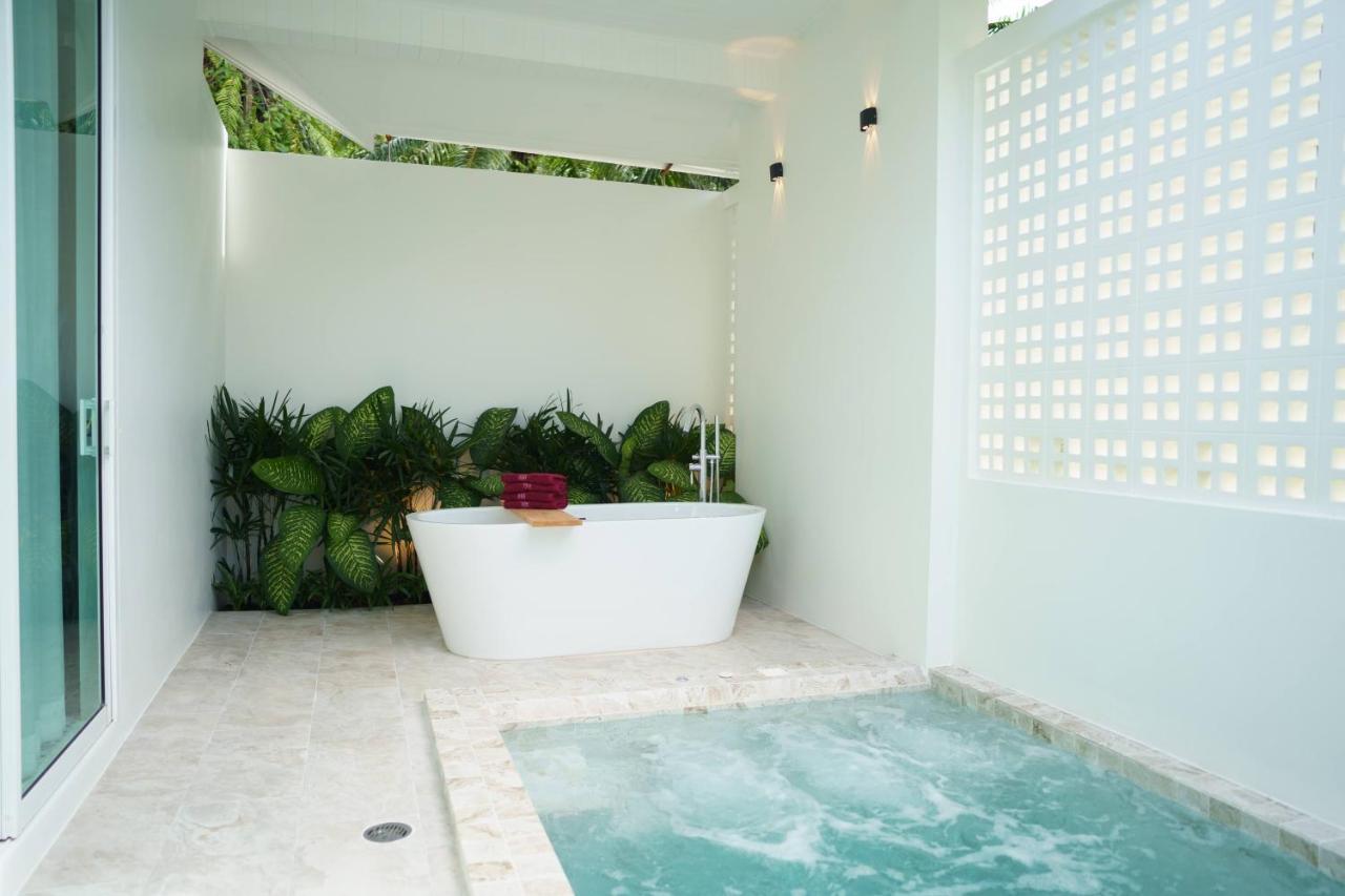 Vila Deluxe Kolam Renang